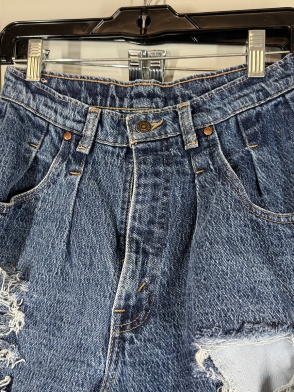 Levis Vintage 90s Distressed Blue Jeans 30 High Rise Mom Fit  Grunge Retro Chic - Picture 8 of 16